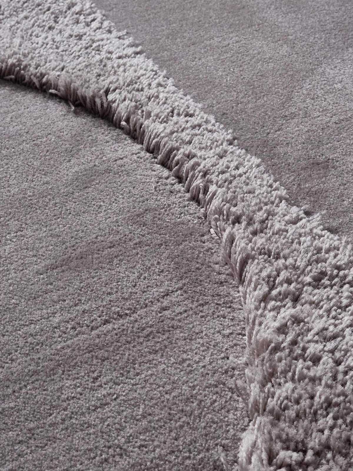 3D Textured Gray Rug – Hand-Tufted for a Luxurious Look
