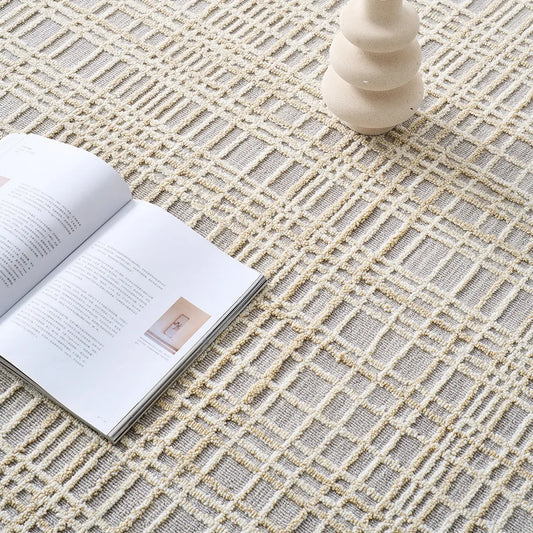 What Makes a Rug Look Minimalist? Pattern, Proportion, and Placement