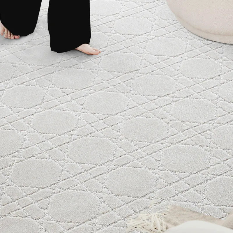 Close-up of a white rug with a diamond pattern, showcasing texture and foot-friendly softness#Texture_Crosshatch